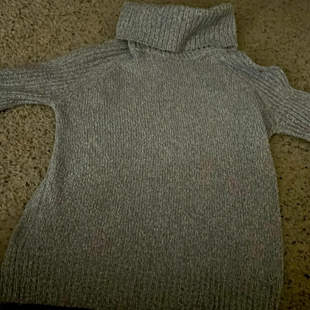 nine West extra small sweater almost new